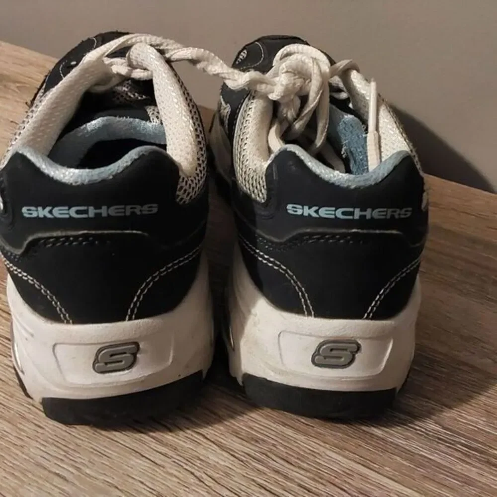 SKECHERS D'LITES WOMENS SZ‎ 5 WALKING RUNNING ATHLETIC SHOES NAVY & LIGHT BLUE